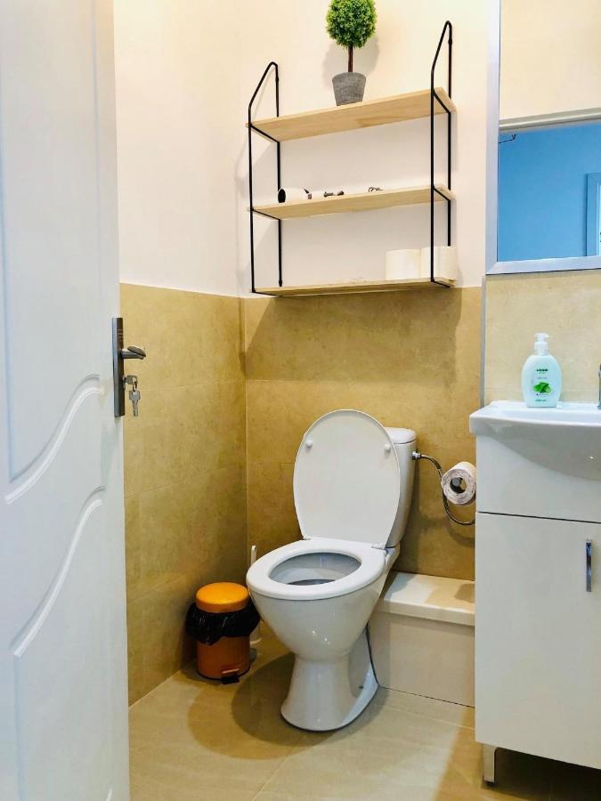 Royal Reed Apartments ナボダリ エクステリア 写真